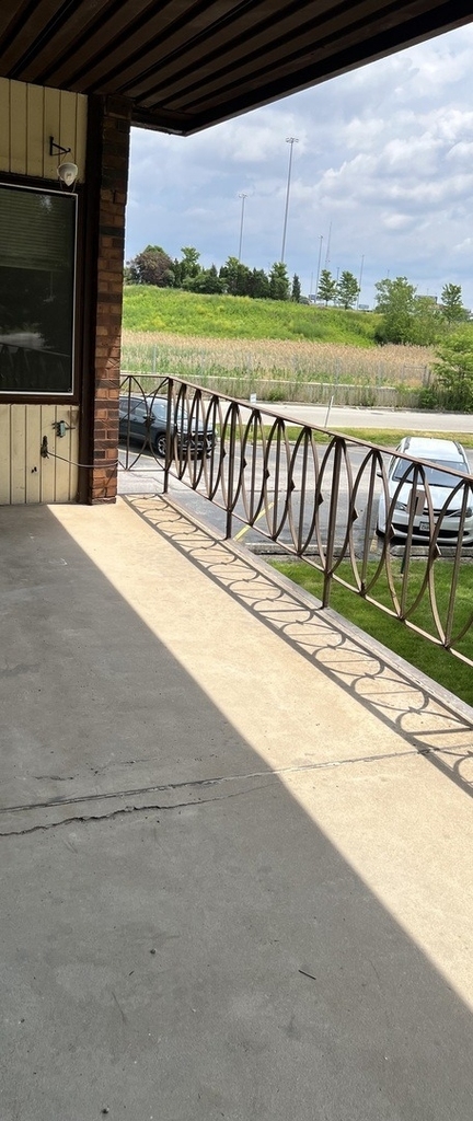 2303 Holiday Terrace Court - Photo 10