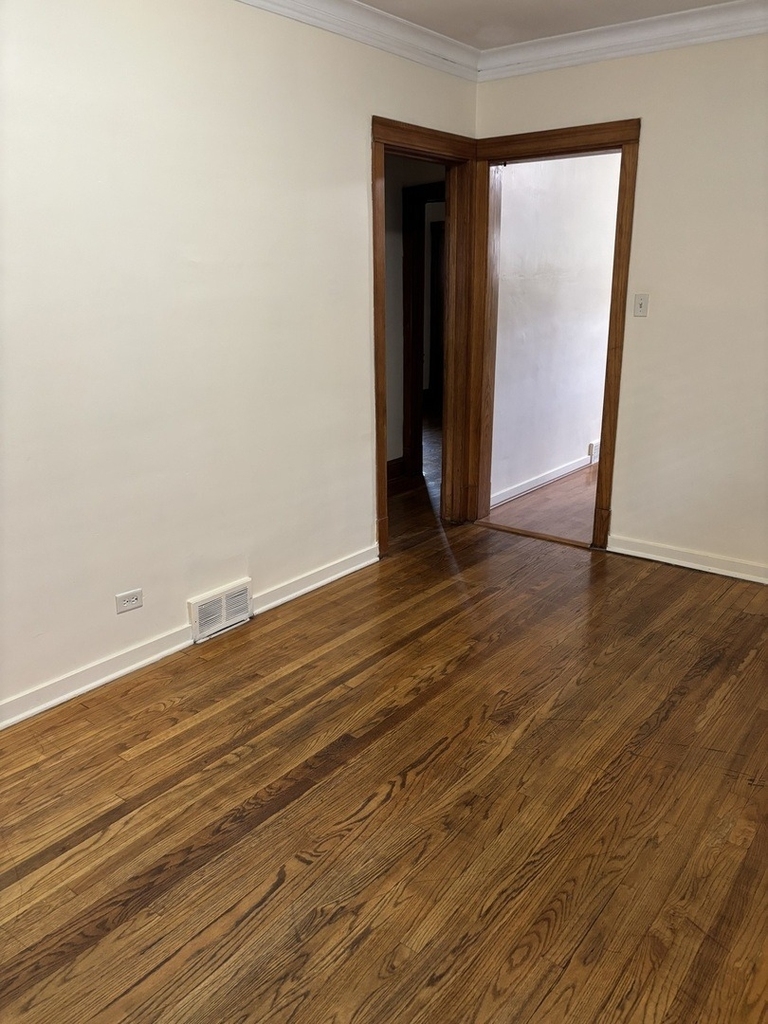 3407 Cuyler Avenue - Photo 8