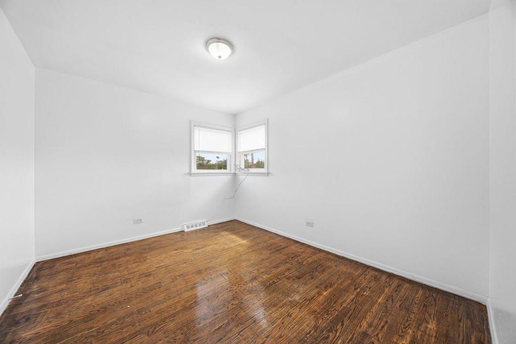 16048 Halsted Street - Photo 6
