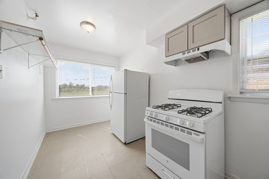 16048 Halsted Street - Photo 5