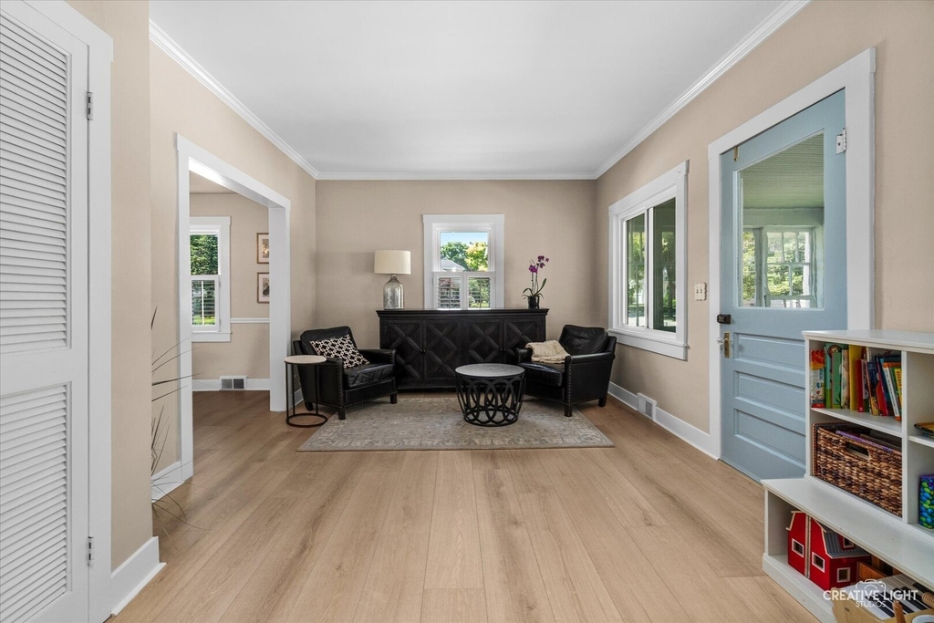701 Edison Street - Photo 4