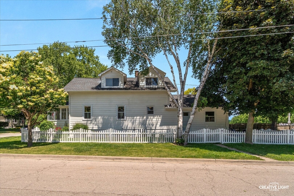 701 Edison Street - Photo 1