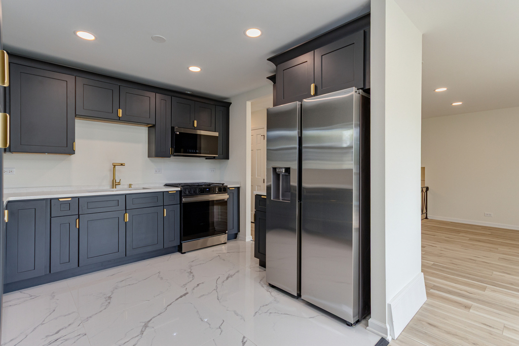 2541 75th Street - Photo 15