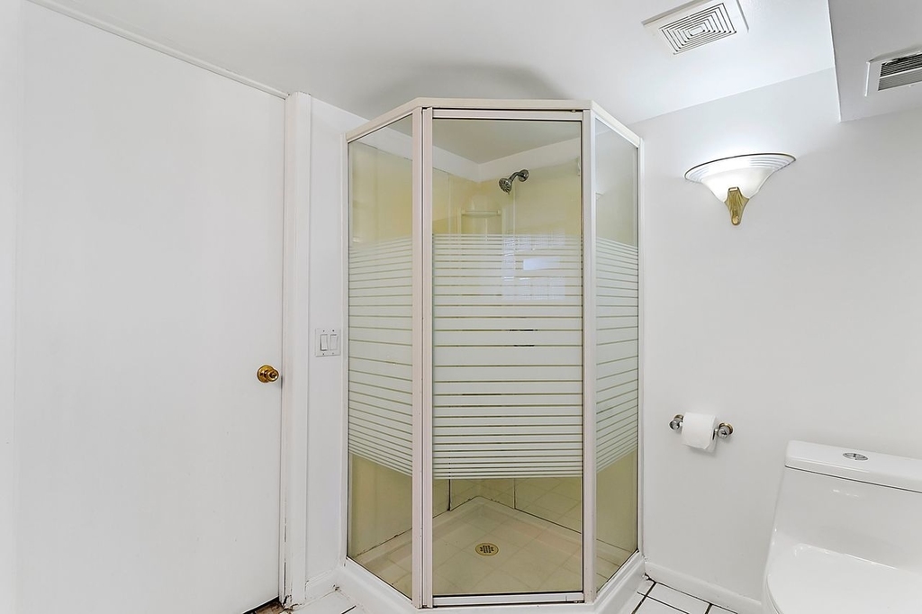 933 Dunlop Avenue - Photo 8