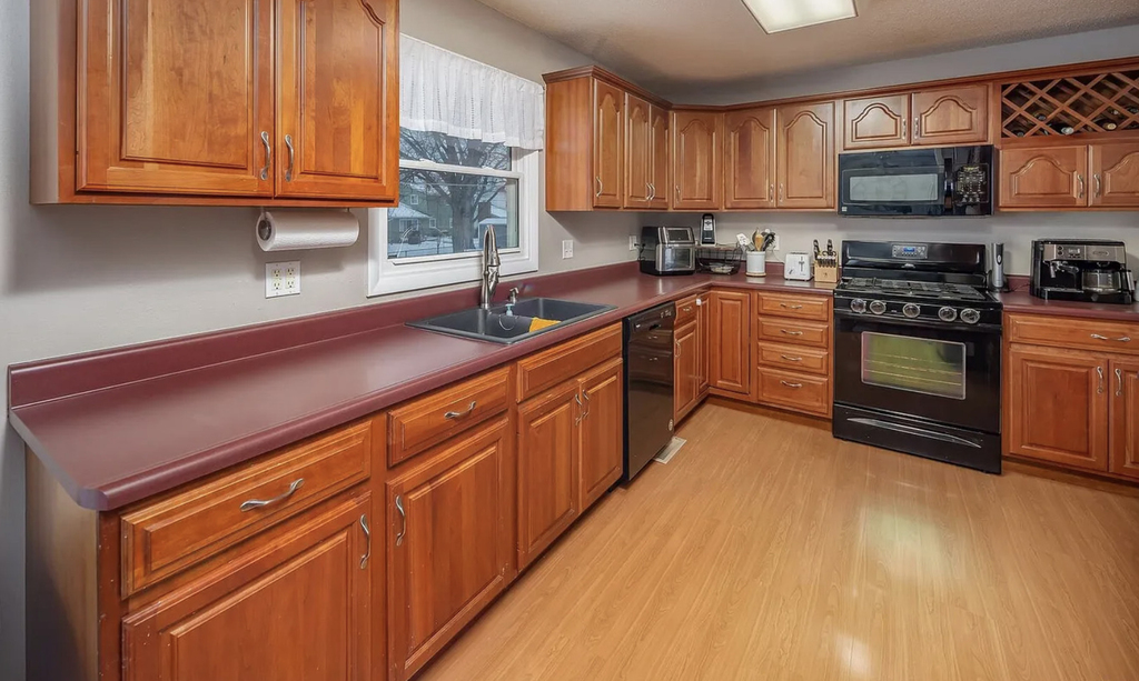 3117 Windsor Drive - Photo 6