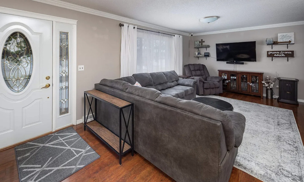 3117 Windsor Drive - Photo 1