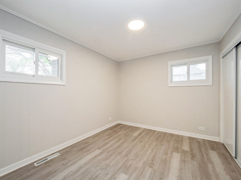 29 S Ash Street - Photo 8
