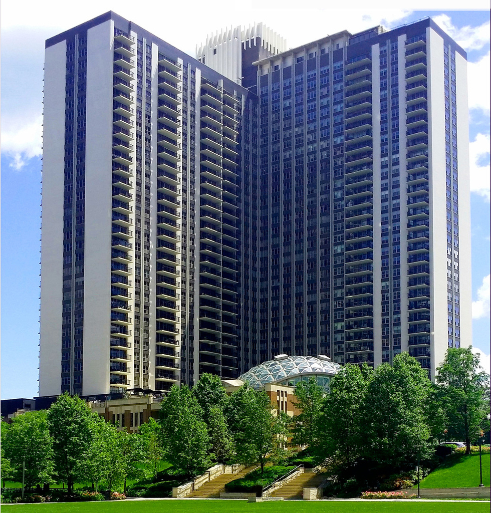 400 E Randolph Street - Photo 36