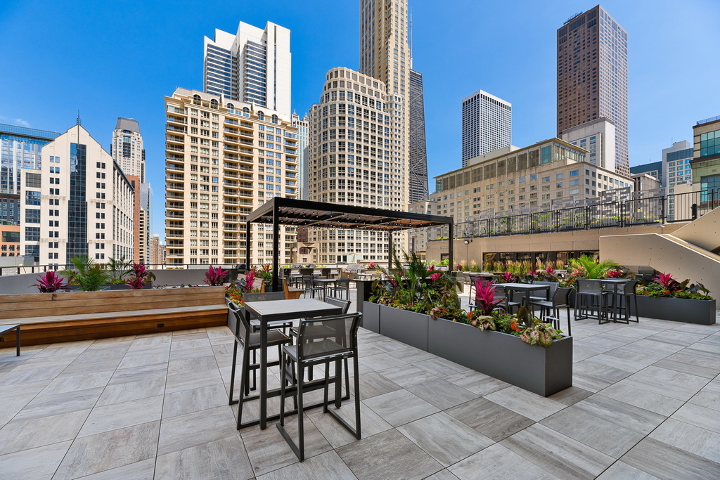 30 E Huron Street - Photo 15