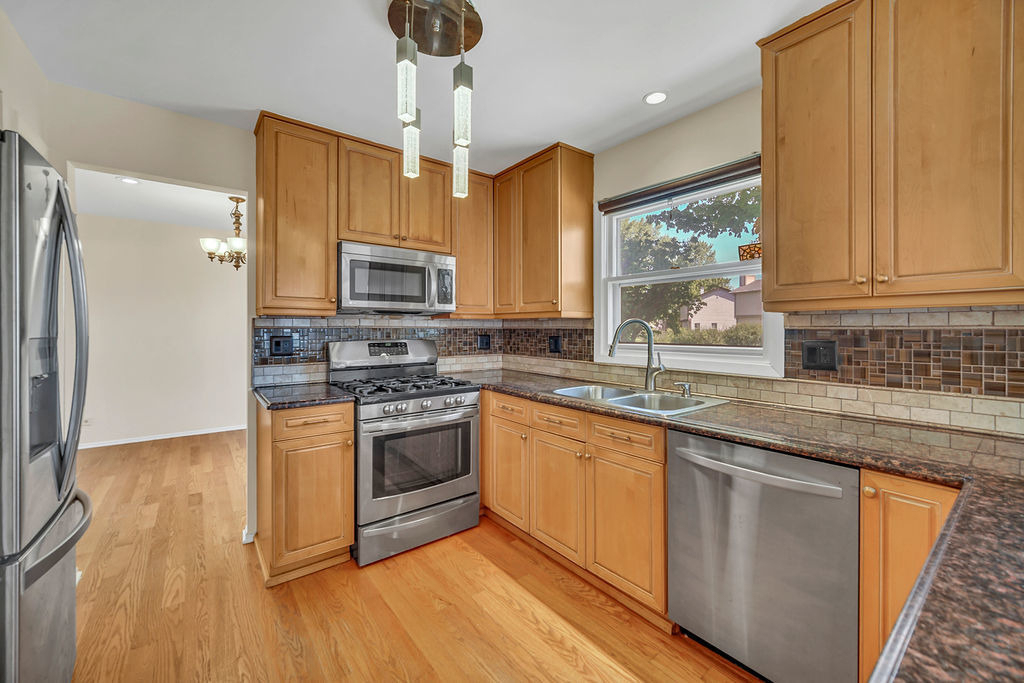 1100 Lockwood Drive - Photo 11
