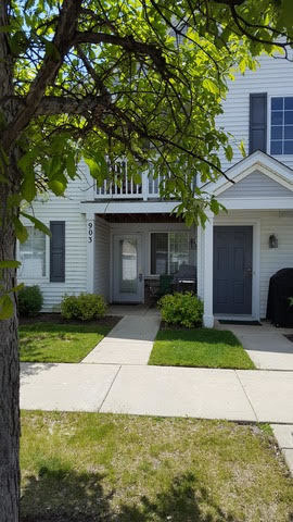 903 Silverstone Drive - Photo 0