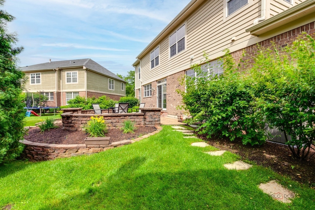 312 Camargo Court - Photo 56