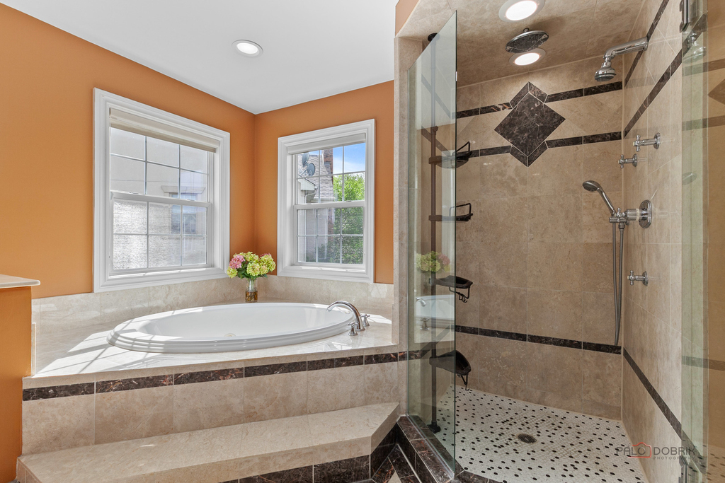 312 Camargo Court - Photo 33