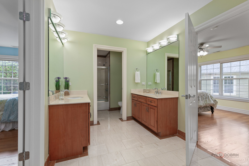 312 Camargo Court - Photo 37