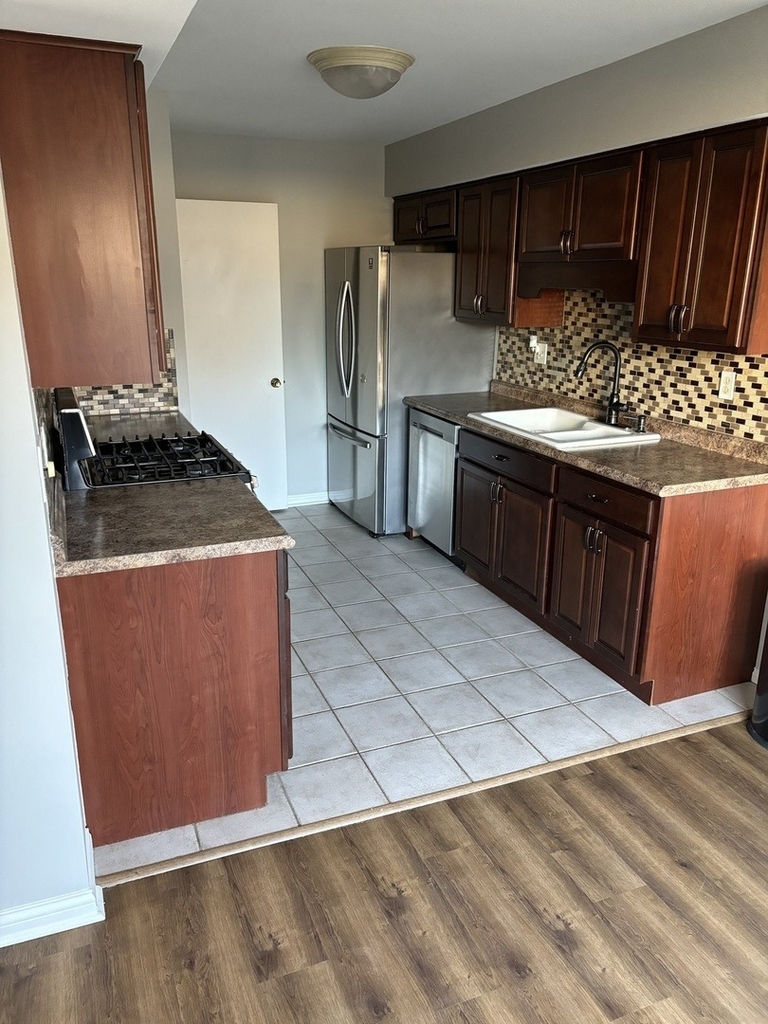730 Lake Road - Photo 3