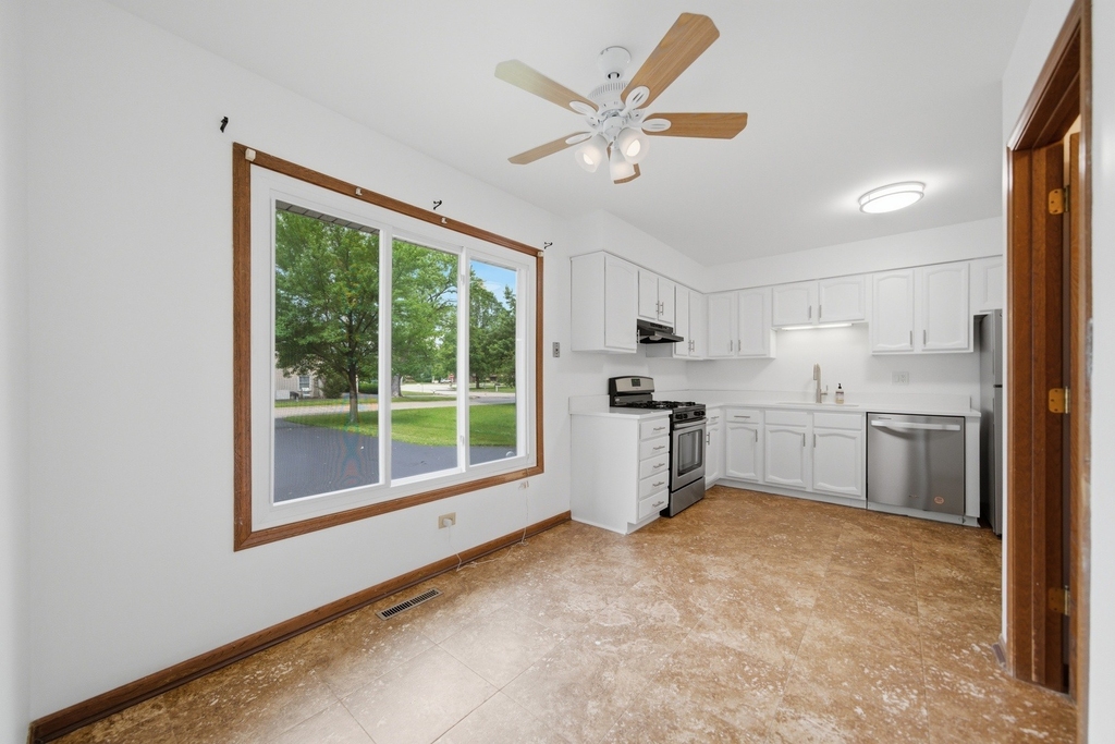 152 Dunbar Lane - Photo 3