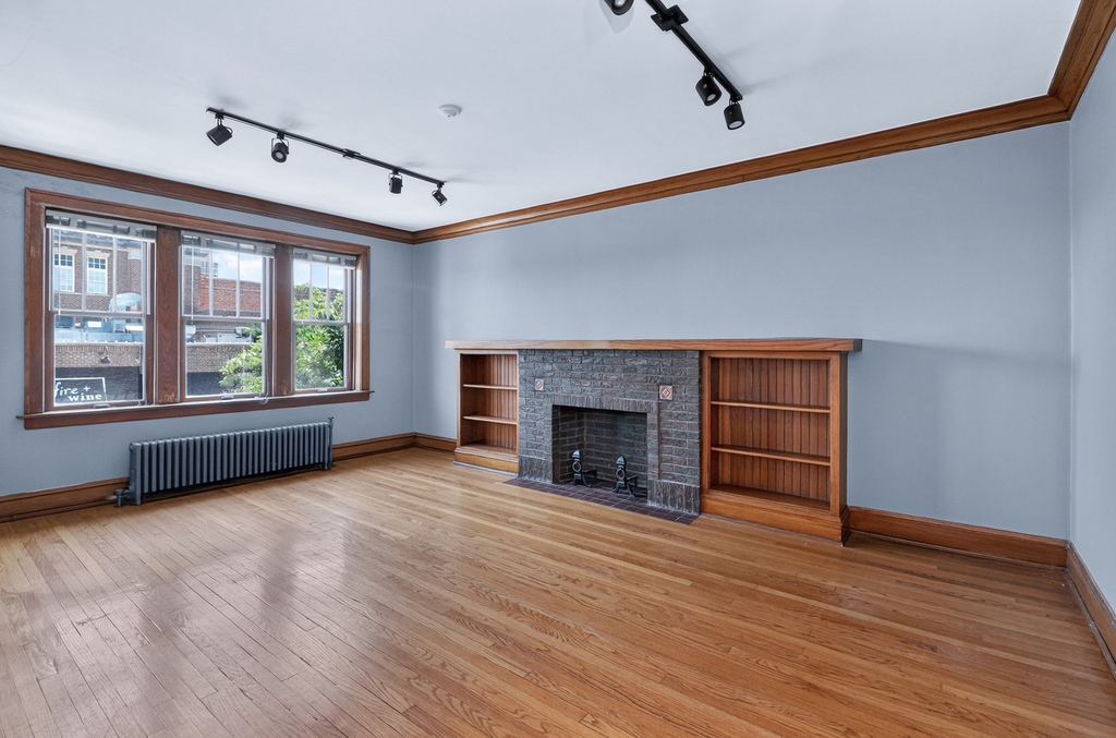 438 N Main Street - Photo 3