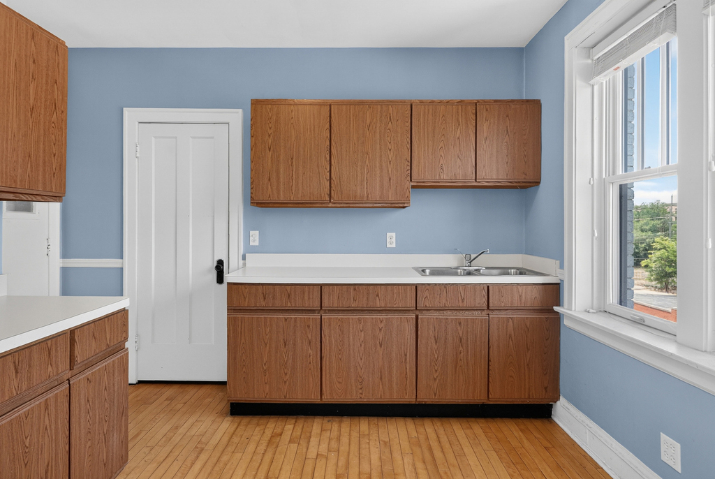 438 N Main Street - Photo 6