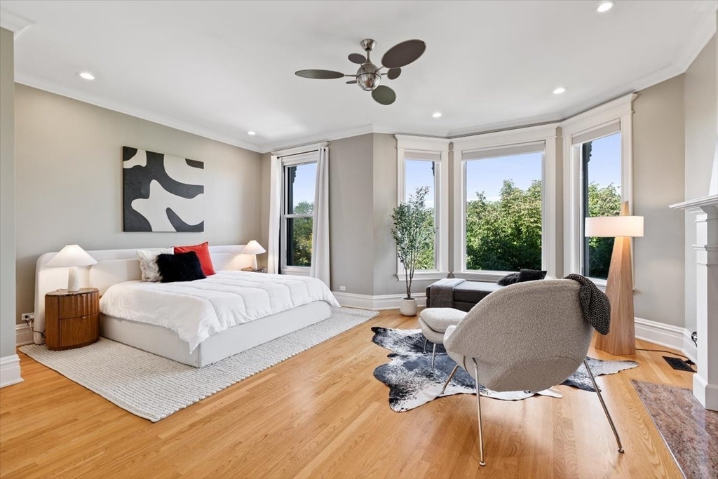 2845 W Division Street - Photo 22
