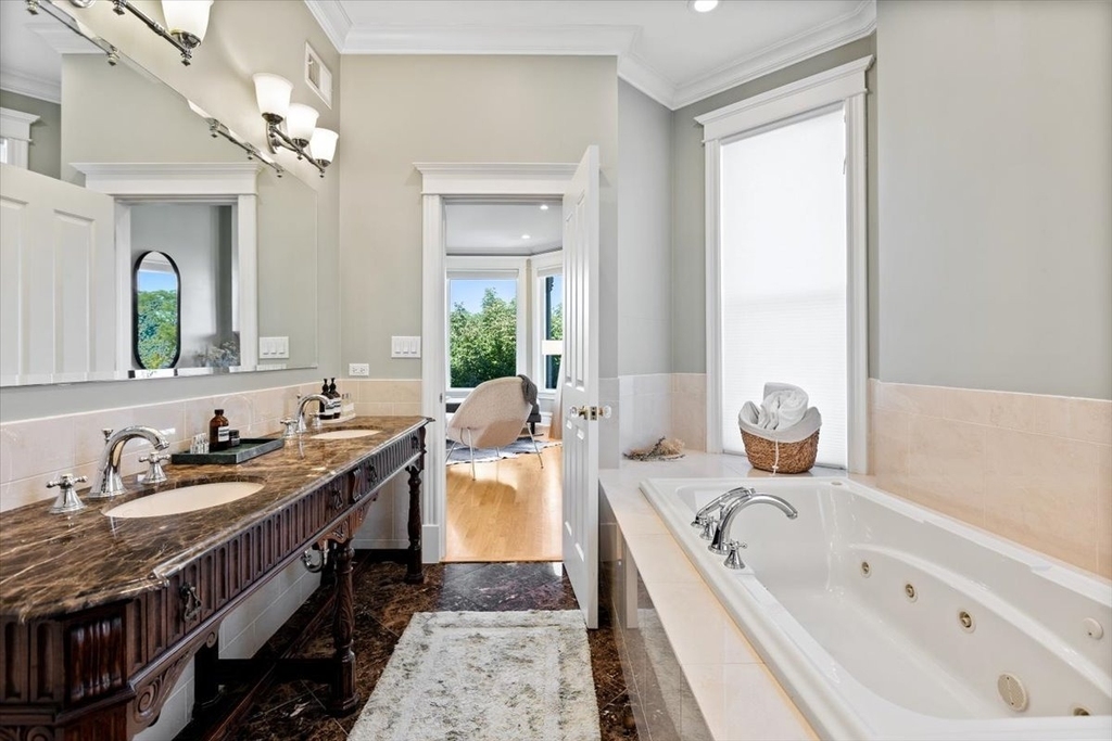 2845 W Division Street - Photo 25