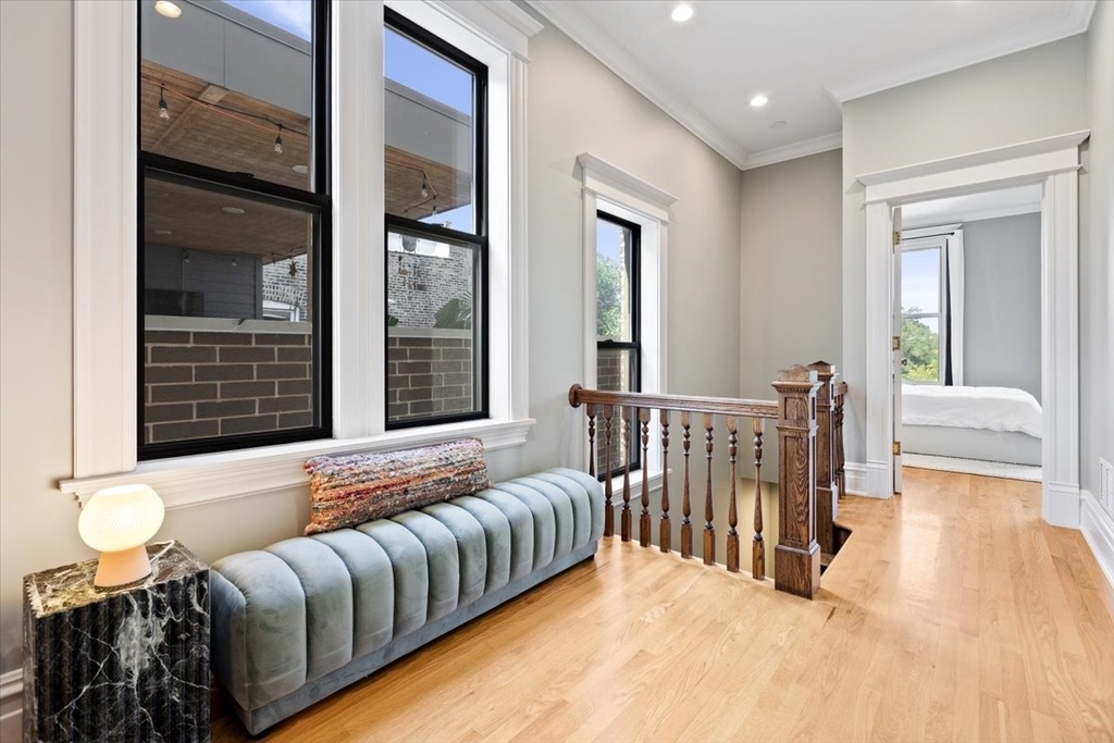 2845 W Division Street - Photo 20