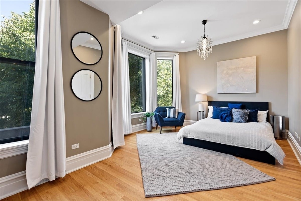 2845 W Division Street - Photo 18