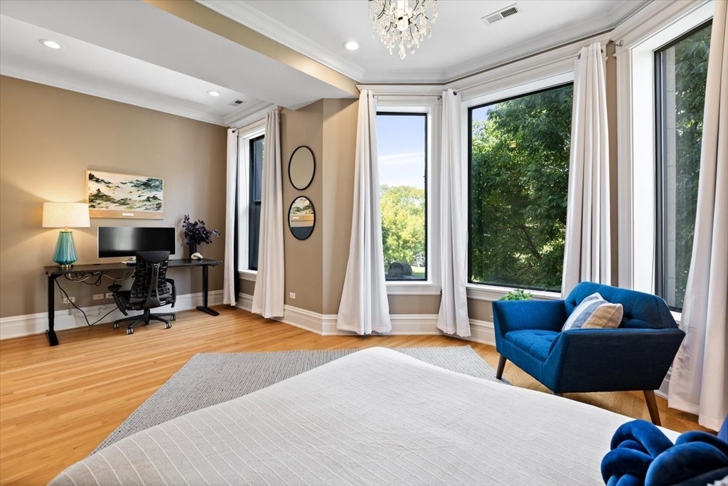 2845 W Division Street - Photo 19