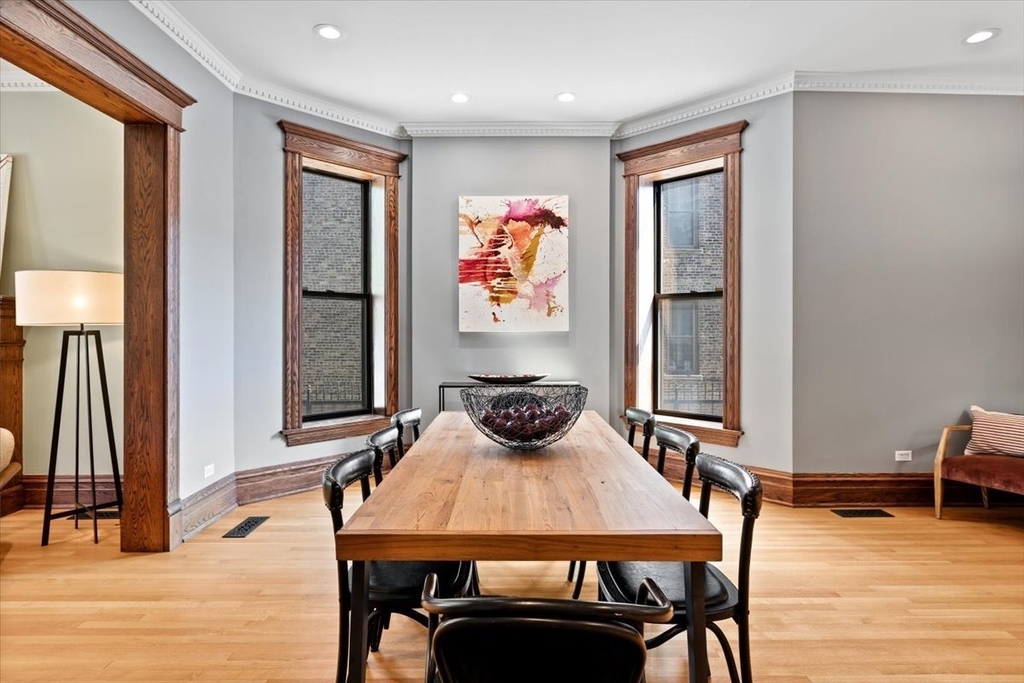 2845 W Division Street - Photo 7