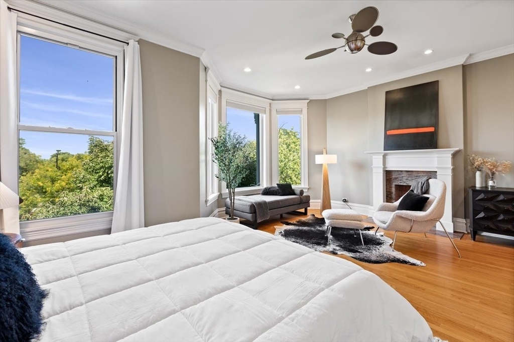 2845 W Division Street - Photo 21
