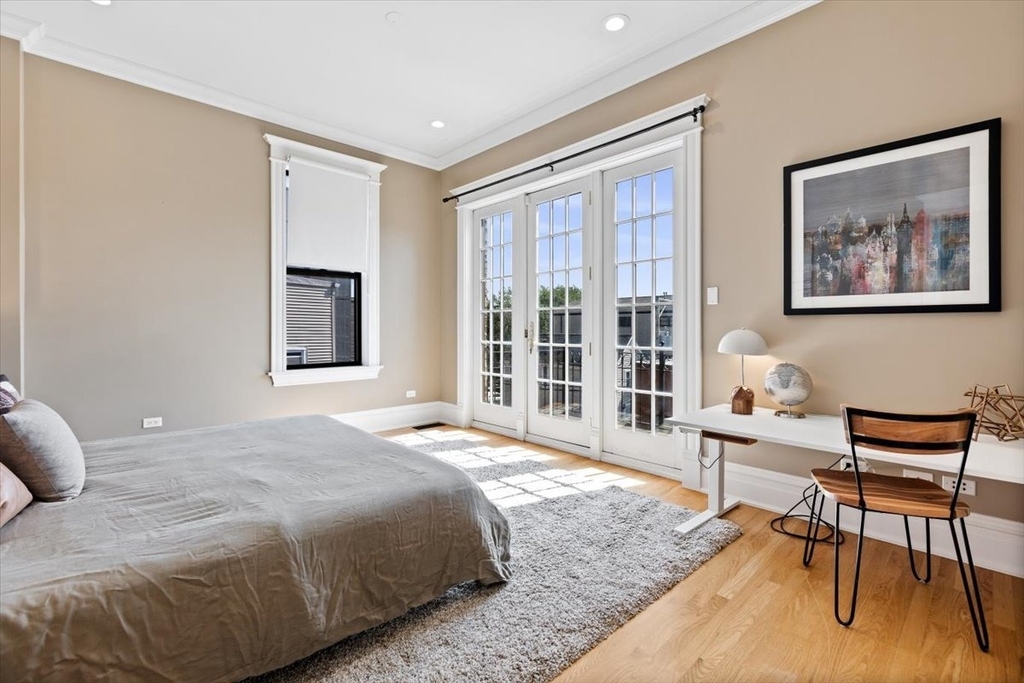 2845 W Division Street - Photo 27