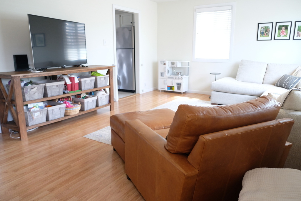 891 E Grant Drive - Photo 2