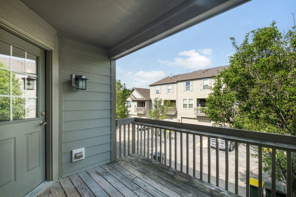 113 Blackhawk Court - Photo 10