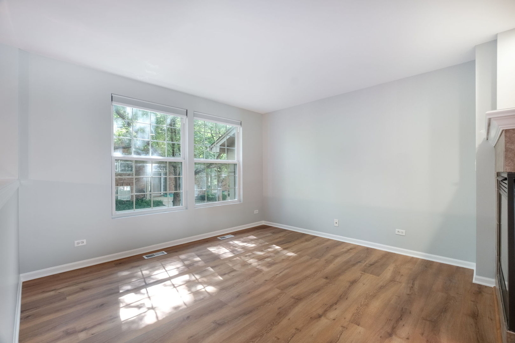 113 Blackhawk Court - Photo 1
