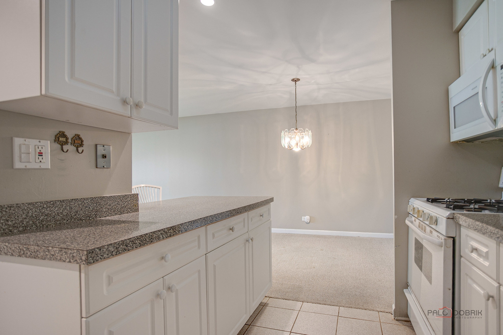 1220 Park Avenue W - Photo 10