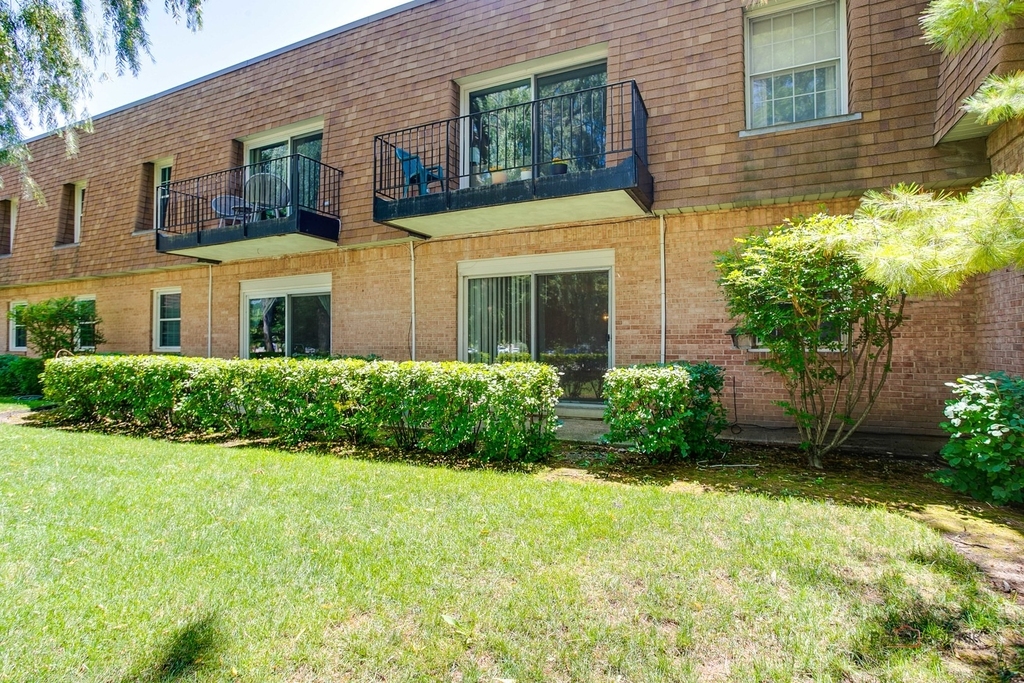 1220 Park Avenue W - Photo 22