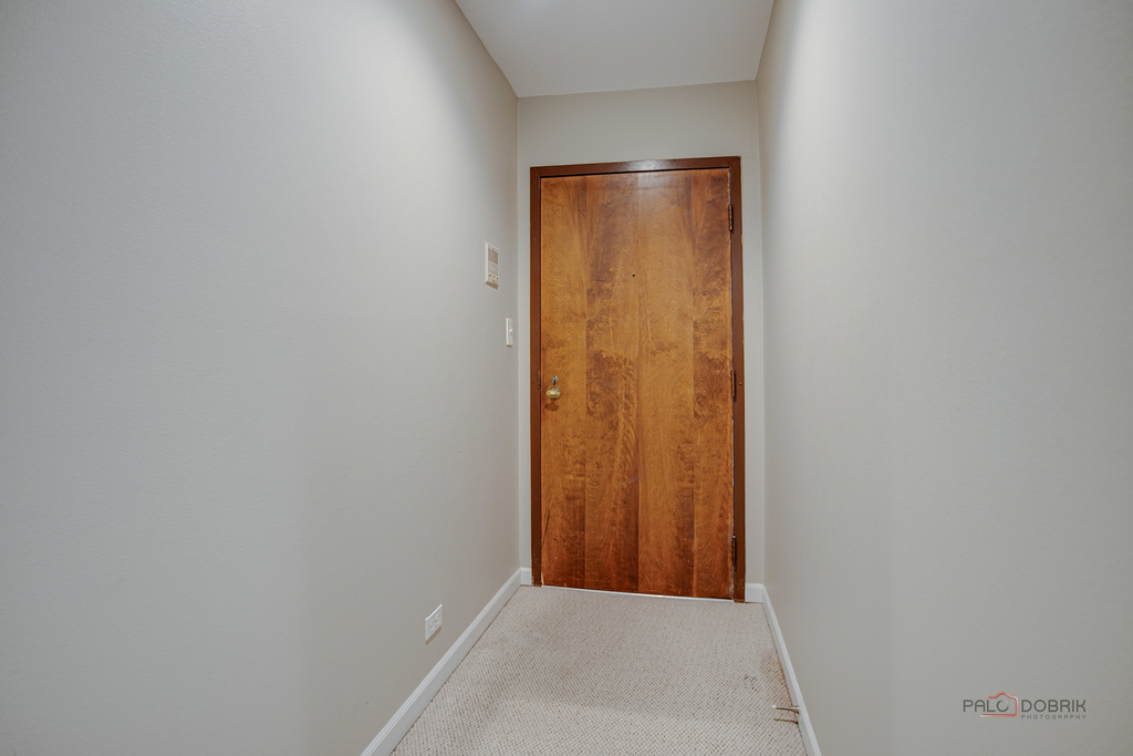 1220 Park Avenue W - Photo 6