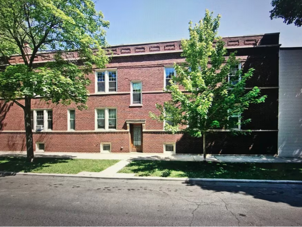 2252 W Waveland Avenue - Photo 16