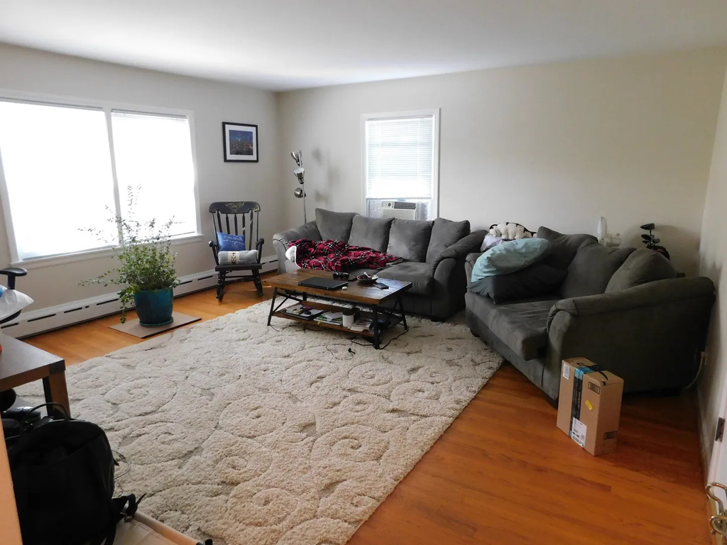 1911 Dewes Street - Photo 1