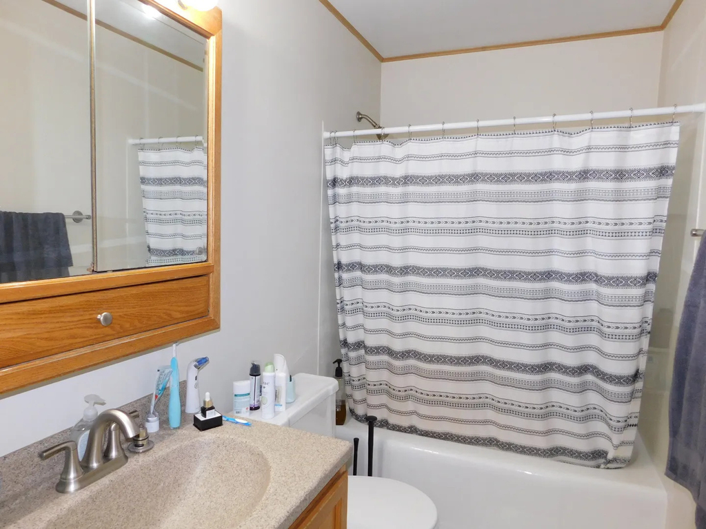 1911 Dewes Street - Photo 15