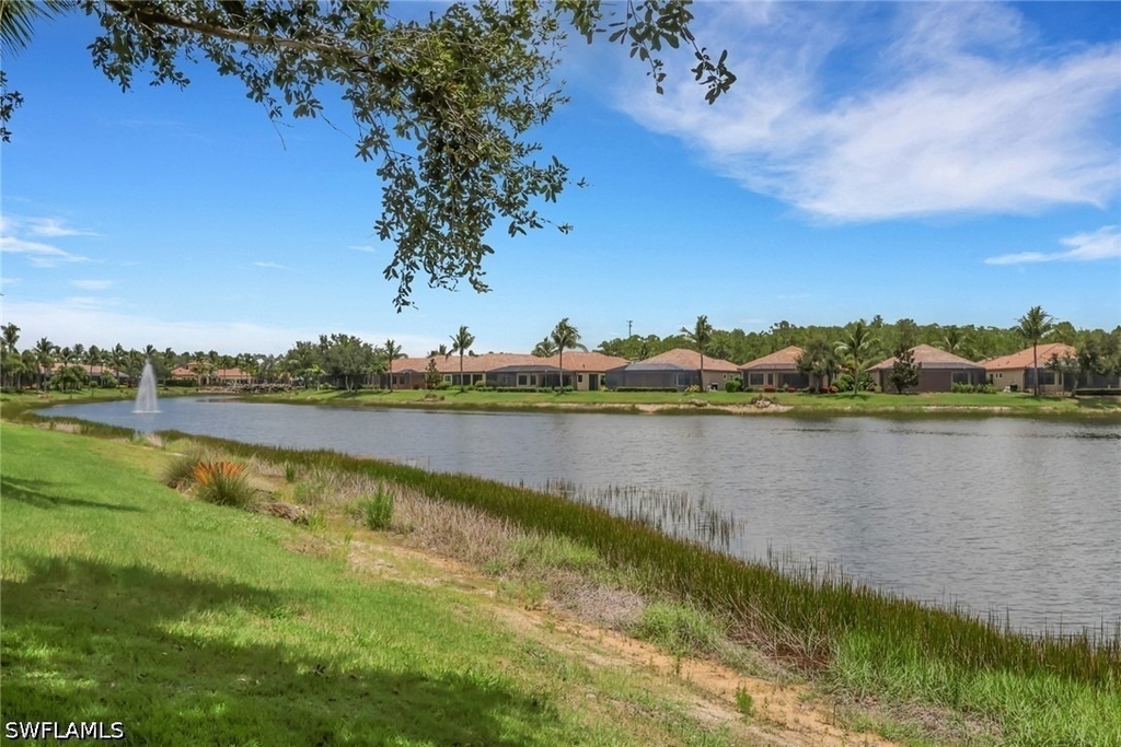9142 Isla Bella Circle - Photo 24