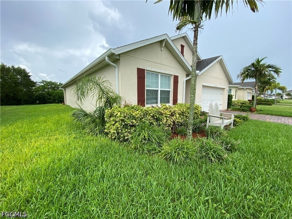 3425 Cancun Court - Photo 2