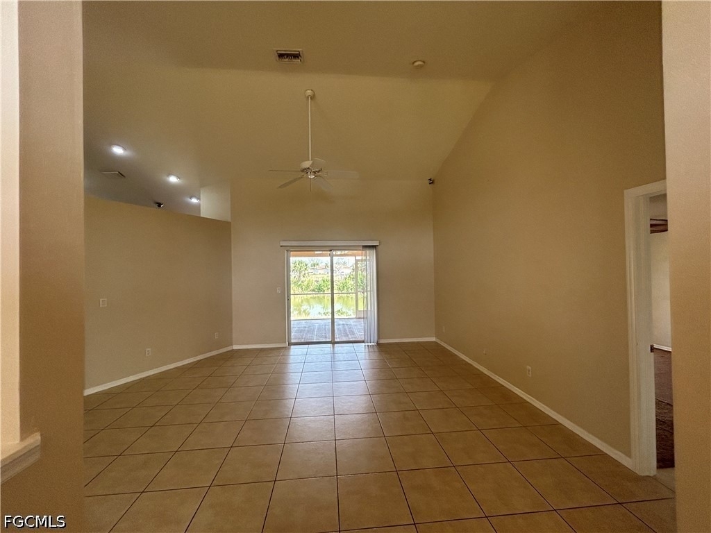 1405 Ne 5th Place - Photo 3