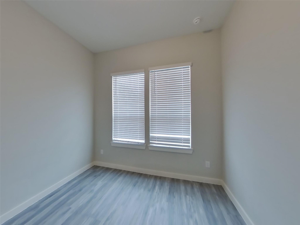 22847 Terrazzo Drive - Photo 9
