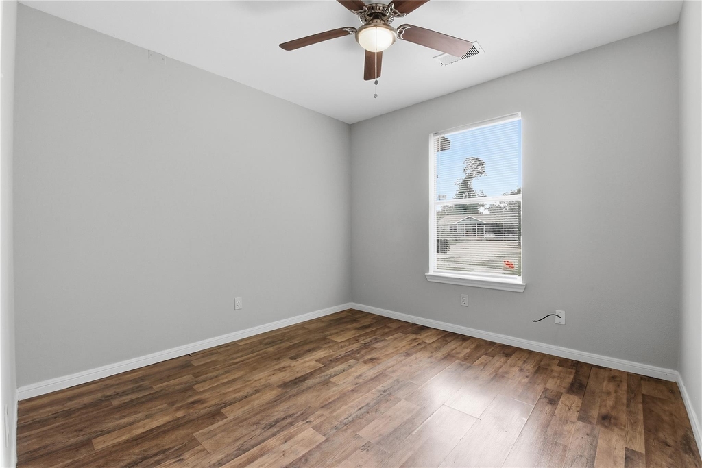 6203 Gaston Street - Photo 19