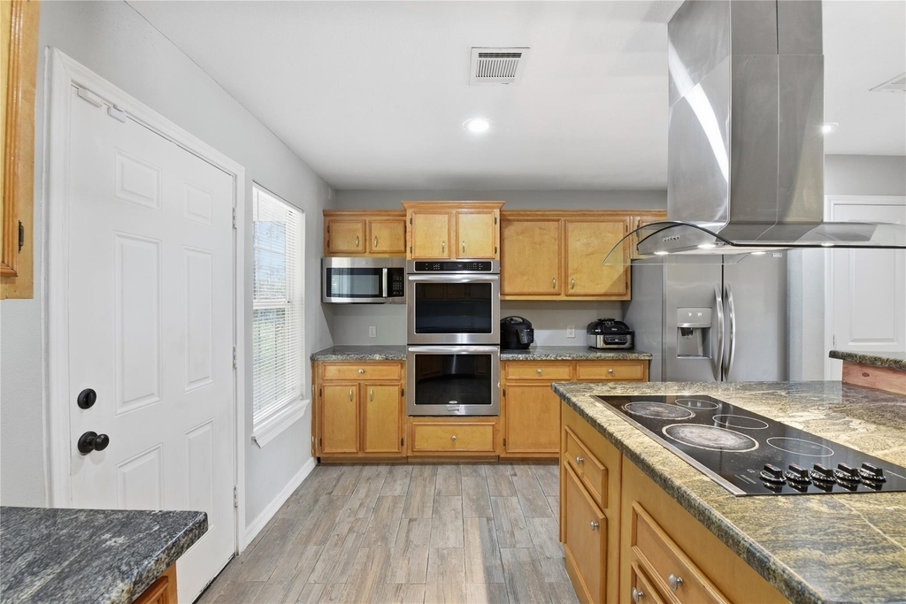 6203 Gaston Street - Photo 10