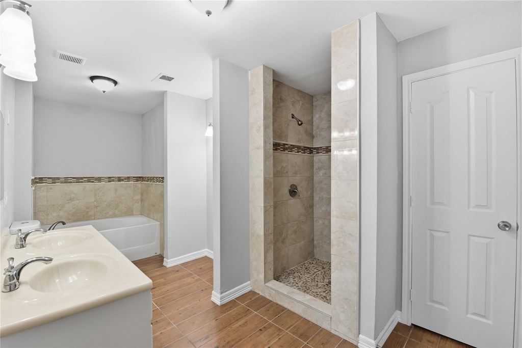 6203 Gaston Street - Photo 14