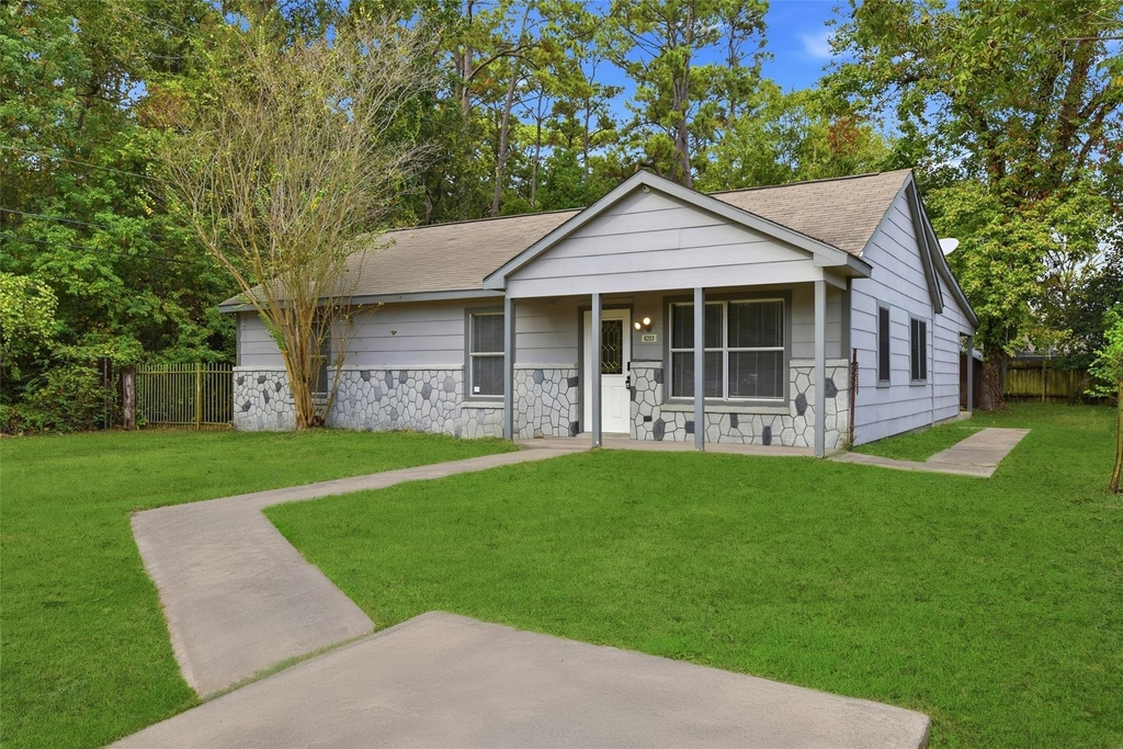 6203 Gaston Street - Photo 0