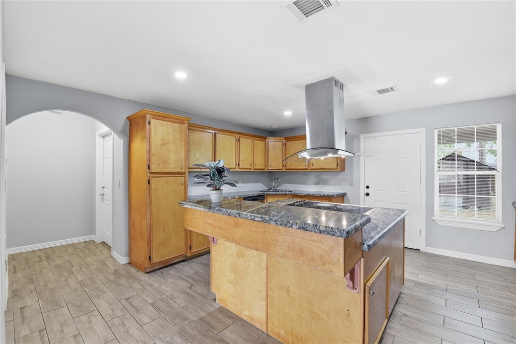 6203 Gaston Street - Photo 7