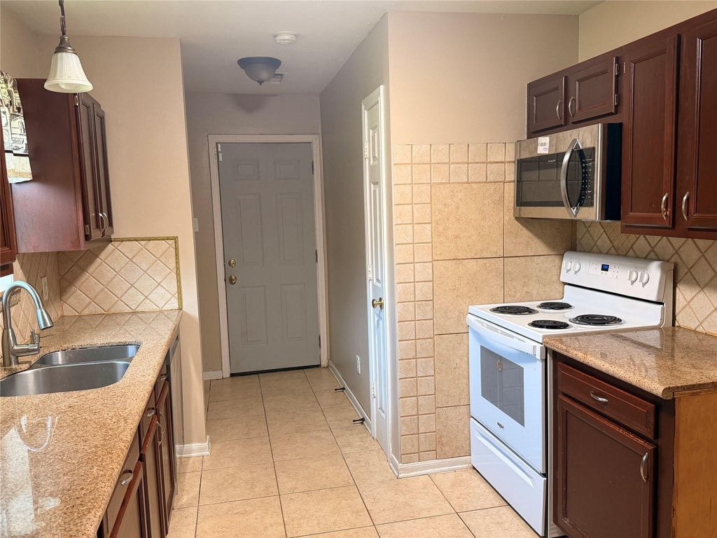 5334 Tallowpine Terrace Terrace - Photo 3