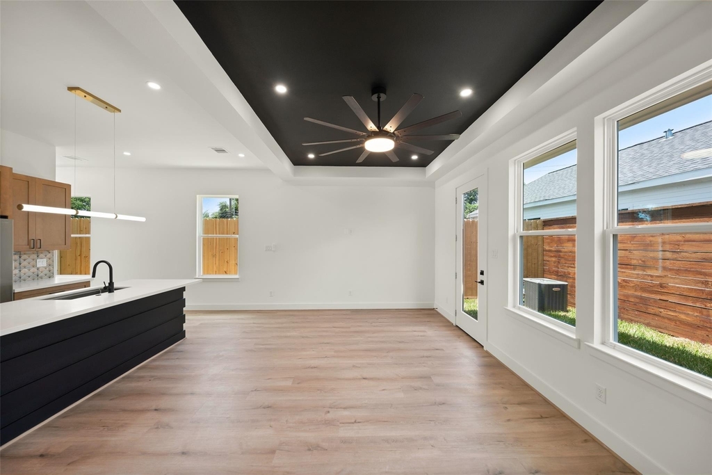 307 Quitman - Photo 10